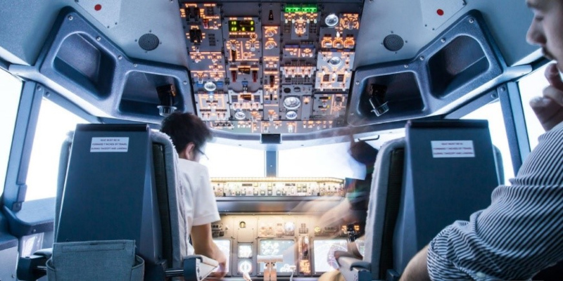 Genesis Flight College Adopts New 737 Flight Training Device to Elevate Commercial Pilot Training Programs