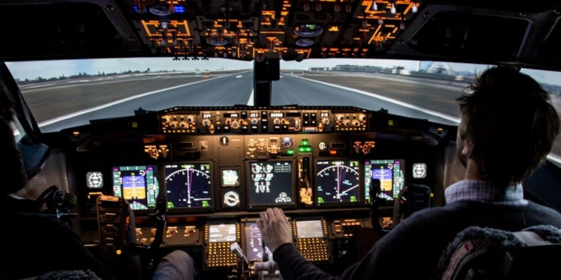 Genesis Flight College Adopts New 737 Flight Training Device to Elevate Commercial Pilot Training Programs